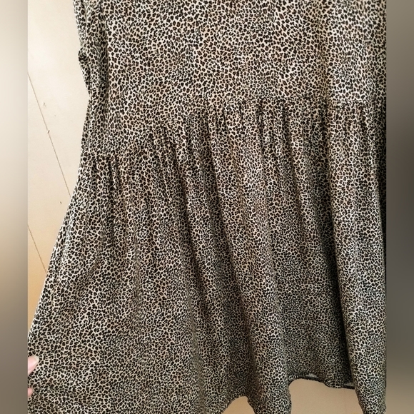 Cristina Lei lightweight long sleeve dress smocking, back cutout, made in Italy - Picture 4 of 7